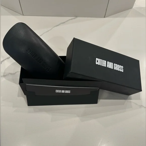 CUTLER & GROSS 1331’s NWT FULL INCLUSION SUNGLASSES 715.00 Retail CUTLER & GROSS 1331 main image 3